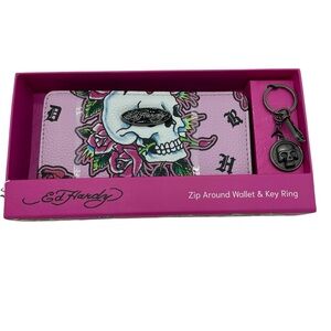 Ed Hardy Pink Skull Wallet and Key Ring Set